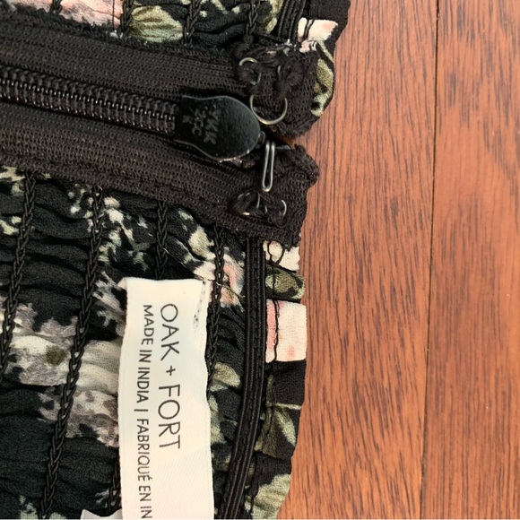 Oak and fort top size medium never worn! - Picture 3 of 4